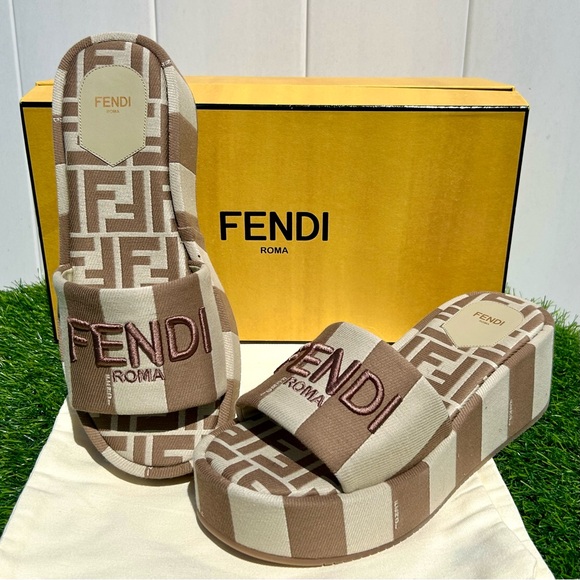 FENDI SUNSHINE EMBROIDERED LOGO PLATFORM SLIDE SANDAL NEUTRAL BEIGE SZ 38.5 NEW! - Picture 7 of 16